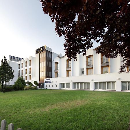 Hotel Villa Blanca Альболоте Экстерьер фото