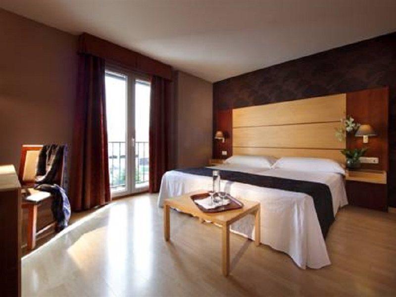 Hotel Villa Blanca Альболоте Экстерьер фото